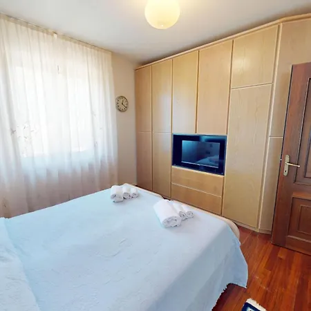Fiorita A Puegnago - Bgl Villa